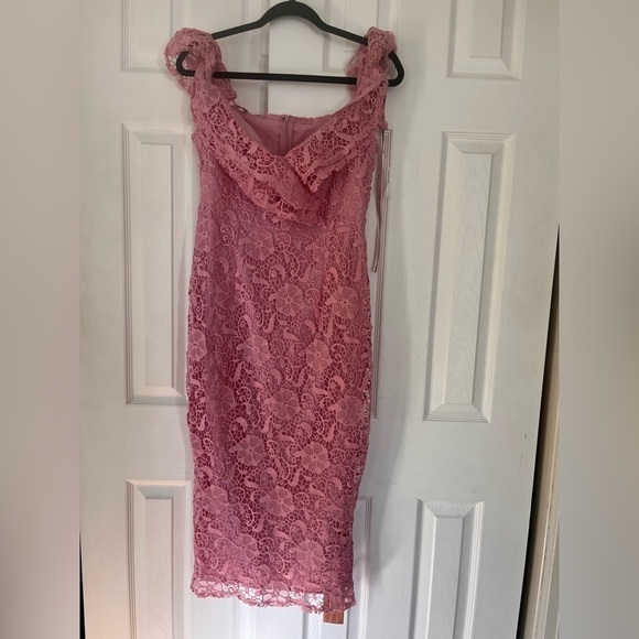 SHEIN SXY Off Shoulder Ruffle Trim Pink Lace Bodycon Dress NWT - Picture 2 of 5